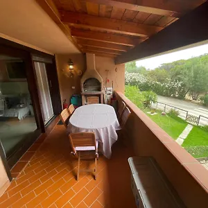 Apartment Purple House, 30m To, Pula
